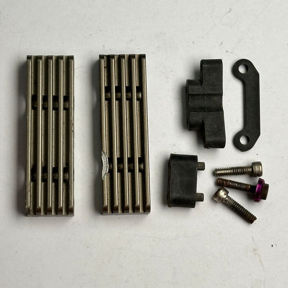 Losi 8B 2.0 Engine Mount Set Alloy Missing Nitro Part [Scratch & Dent]