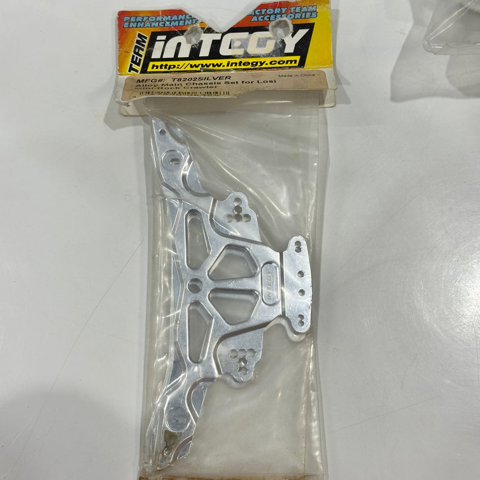 Integy T8202SILVER Losi Mini Rock Crawler Chassis Set Alloy [Scratch & Dent]