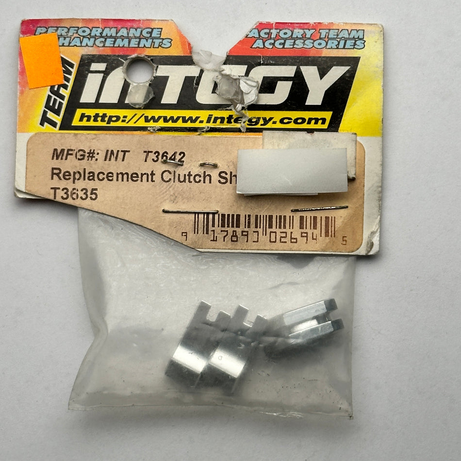 Integy T3642 Ckutch Shoes 3pcs Nitro Part [Scratch & Dent]