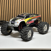 Traxxas T-Maxx Used Roller RC Car Nitro Monster Truck [QR006 Scratch & Dent]
