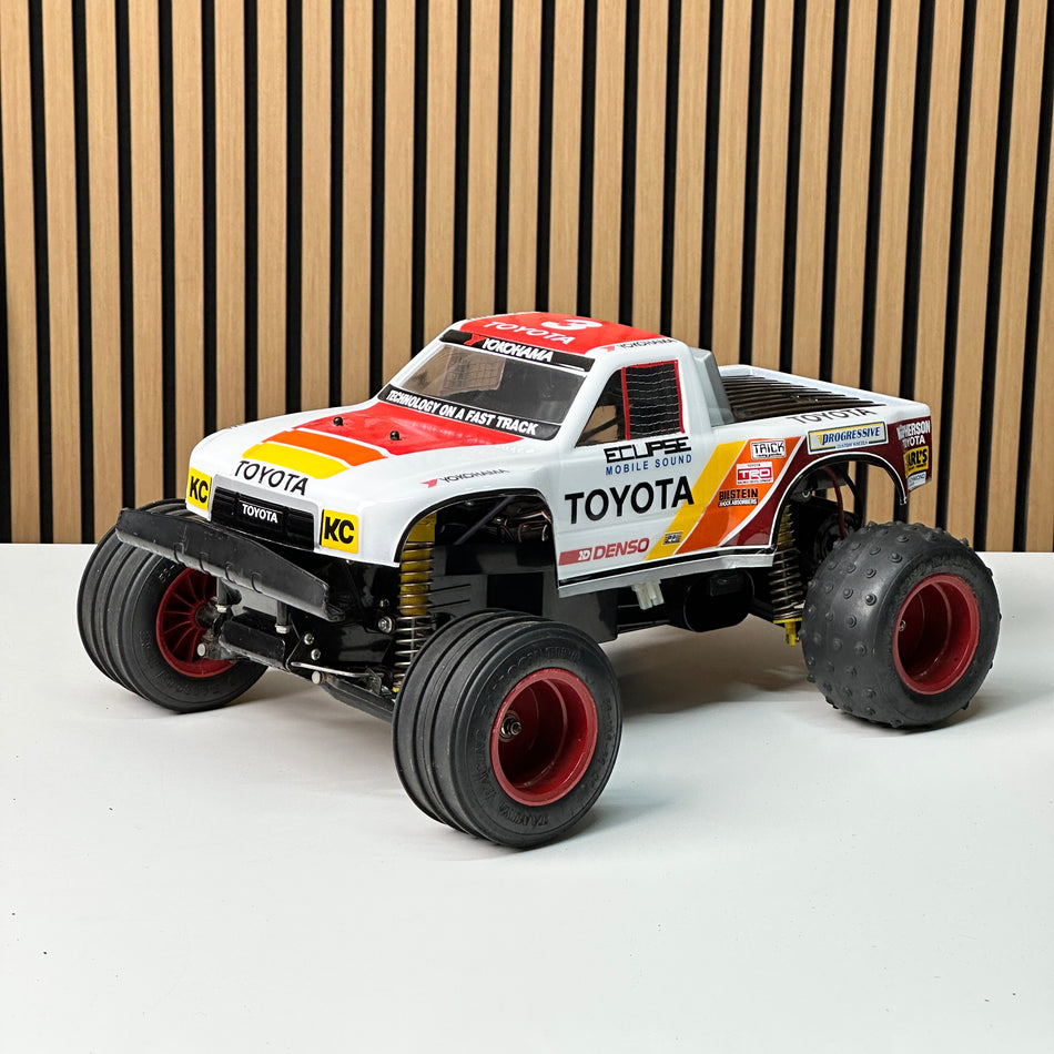 Tamiya Toyota Hilux Monster Racer RTR Custom 58086 [QR064 Scratch & Dent]