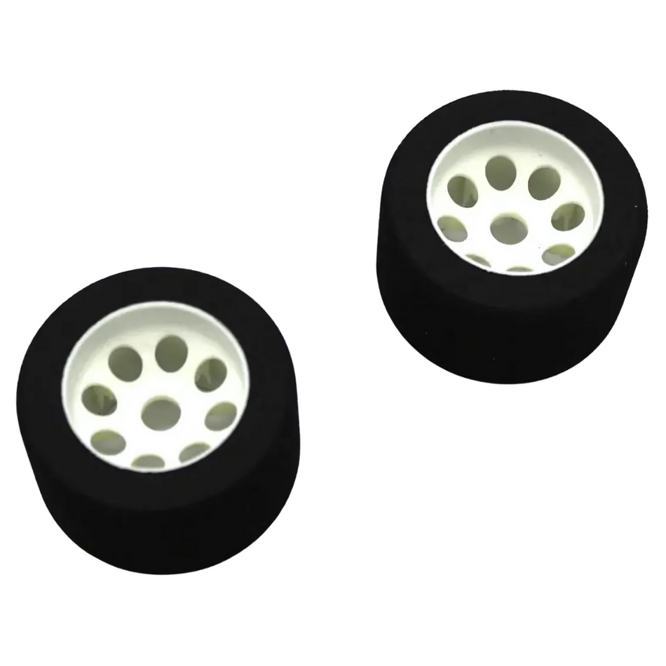 Kyosho Pre-Shaped Rear Tyres and Wheels L25ﾟ Suits Fanton EP 4WD EFTH005W